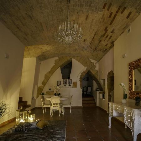 Castello House Appartement Cagliari Buitenkant foto