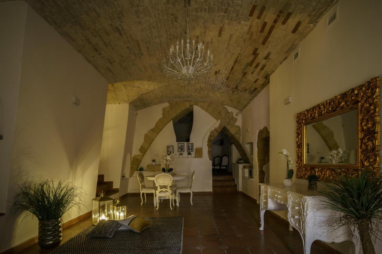 Castello House Appartement Cagliari Buitenkant foto