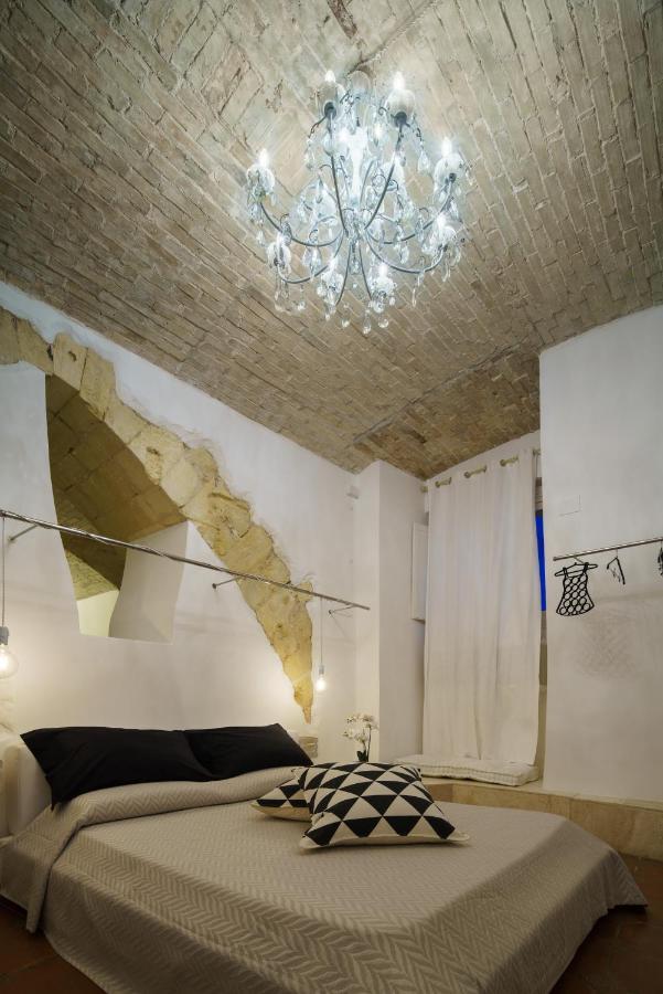 Castello House Appartement Cagliari Buitenkant foto